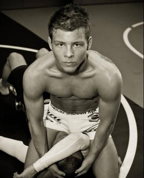 1107-jonathan-lipnicki-mma-600x7421.jpg