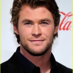 Chris-Hemsworth-CinemaCon-Awards-2011-chris-hemsworth-20629078-830-1222[1]