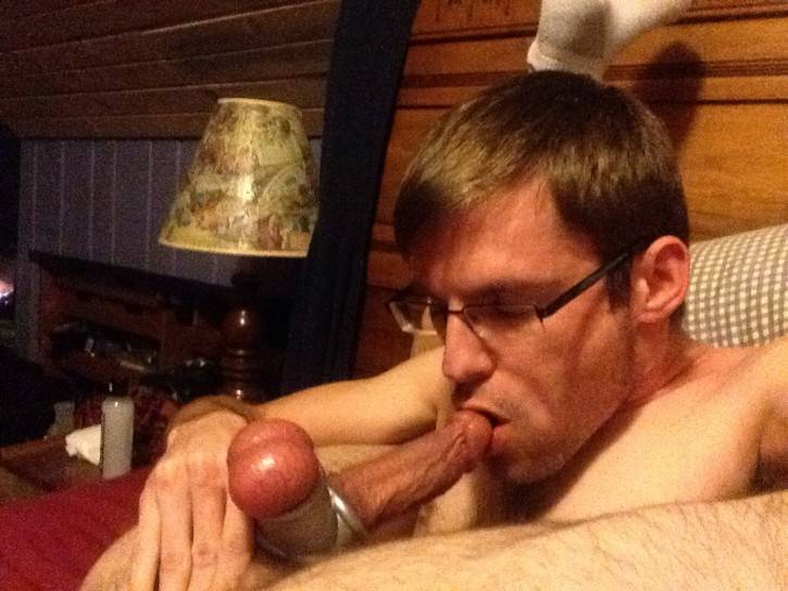 Geek Sucking His Own Cock