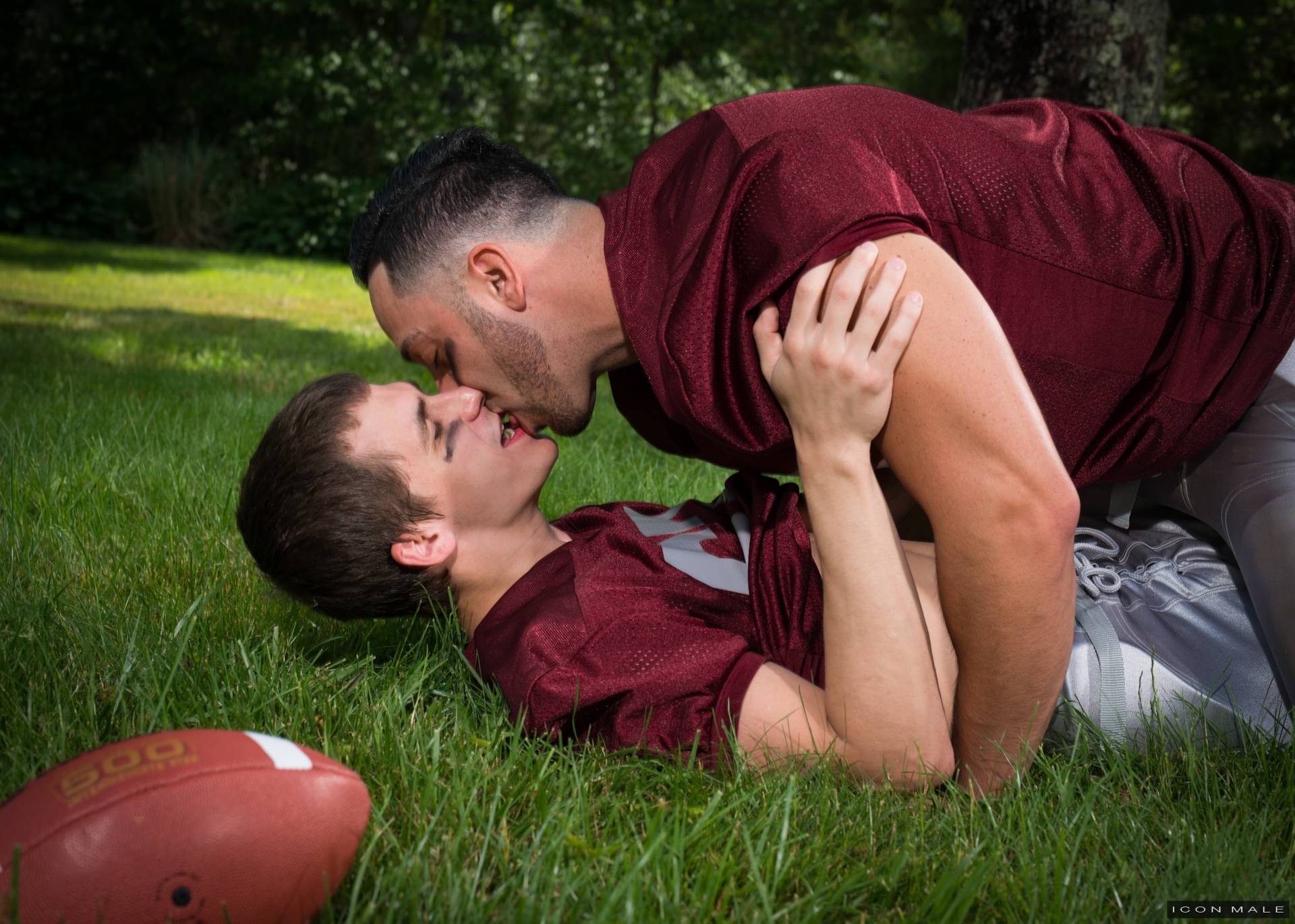 Andrew Fitch And Kory Houston Are Sweaty Athletes… Daily Squirt