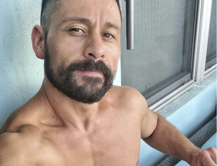 MODEL OF THE DAY: CRISTIAN SAM
