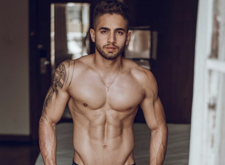 MODEL OF THE DAY: ANTHONY WALKER