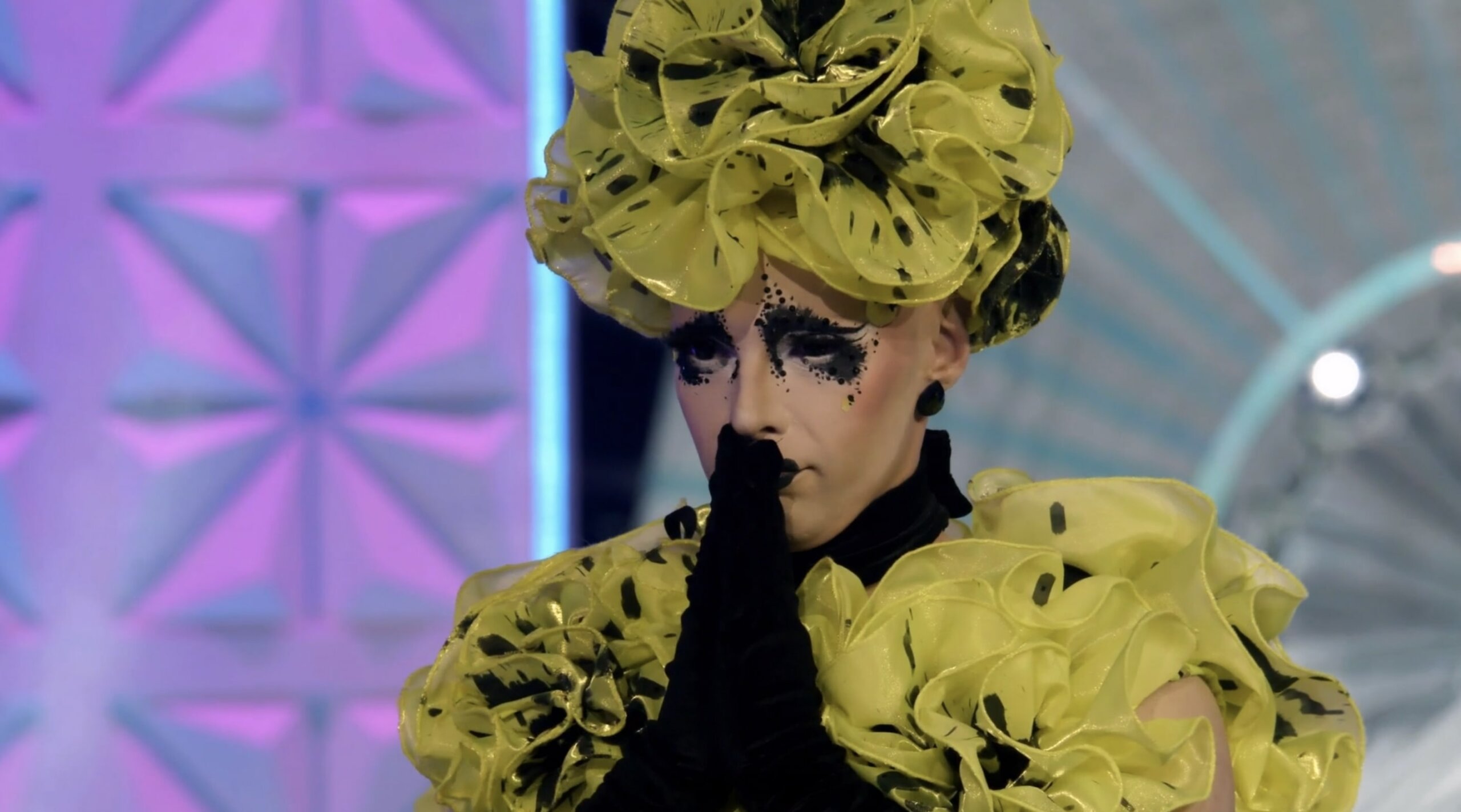 Going Xtra Deep On Drag Race Daily Squirt 