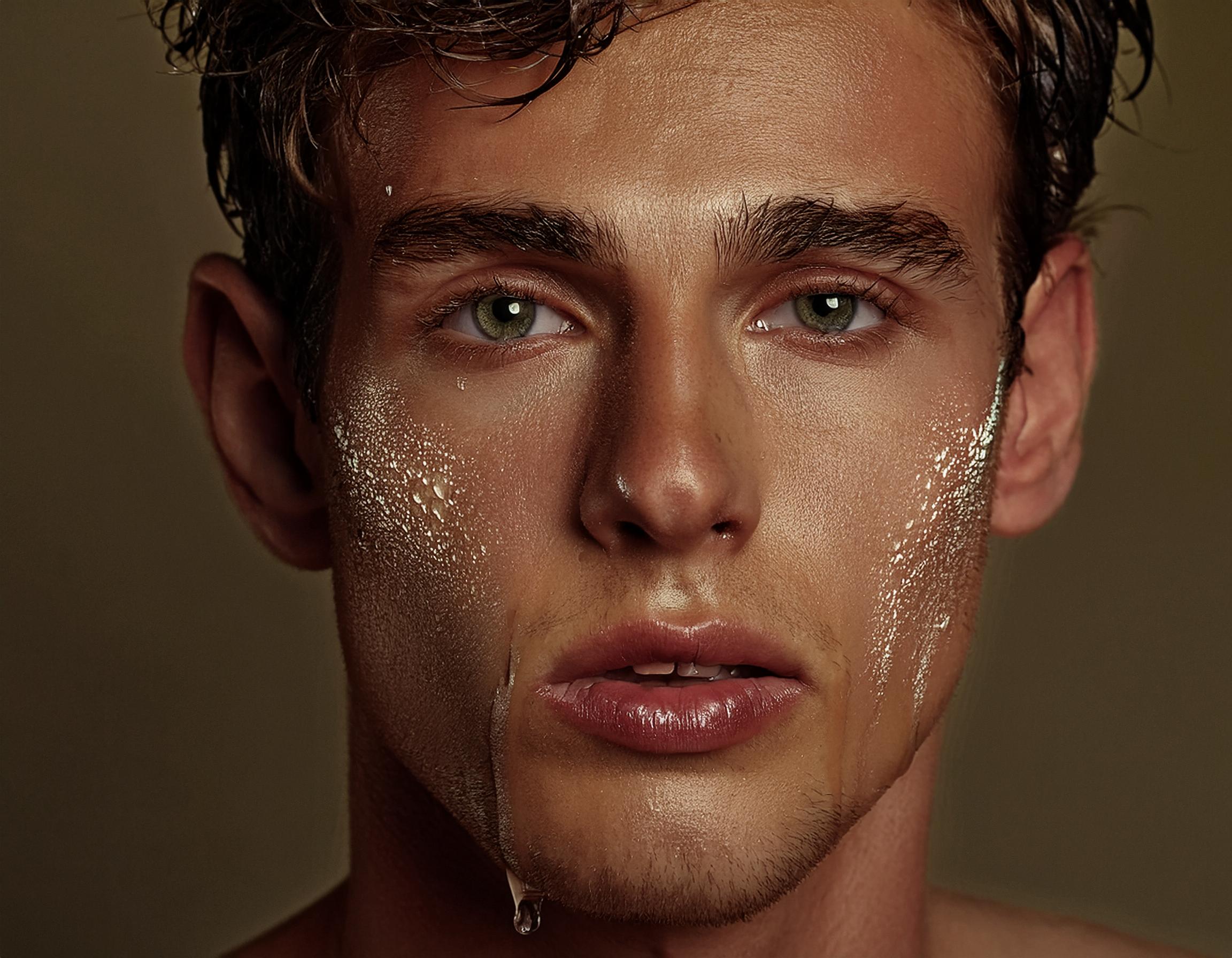 Squirt Readers Ask: Why is a Gay Facial So Hot?