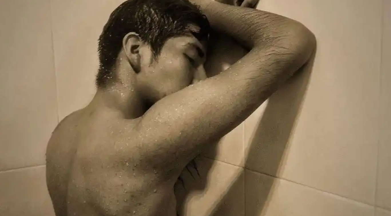 Explore Gay Sex Club, Top Club, in Mexico City Through a Gay Erotic Story